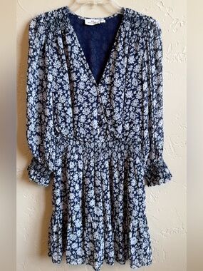 Vineyard Vines Navy and White Floral Long Sleeve Dress
